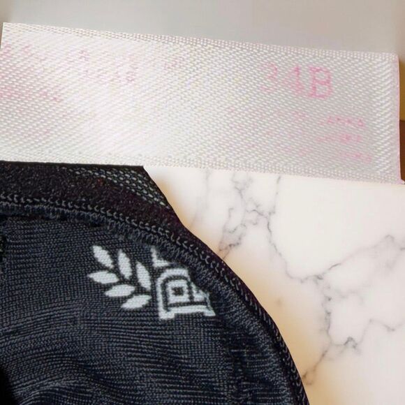 Victoria’s Secret PINK Sexy Everywhere Black Logo Push-Up Bra Size 34B - Picture 5 of 7